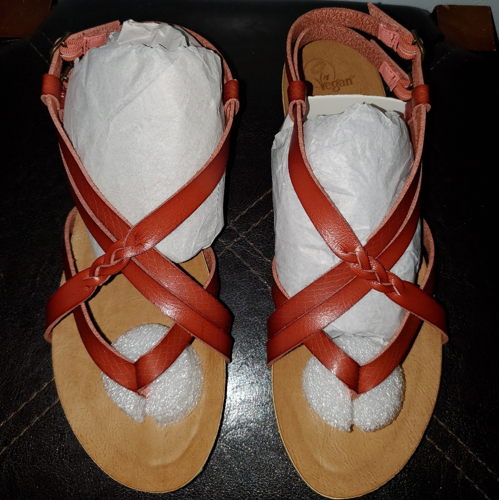 NEW - Blowfish Sandals